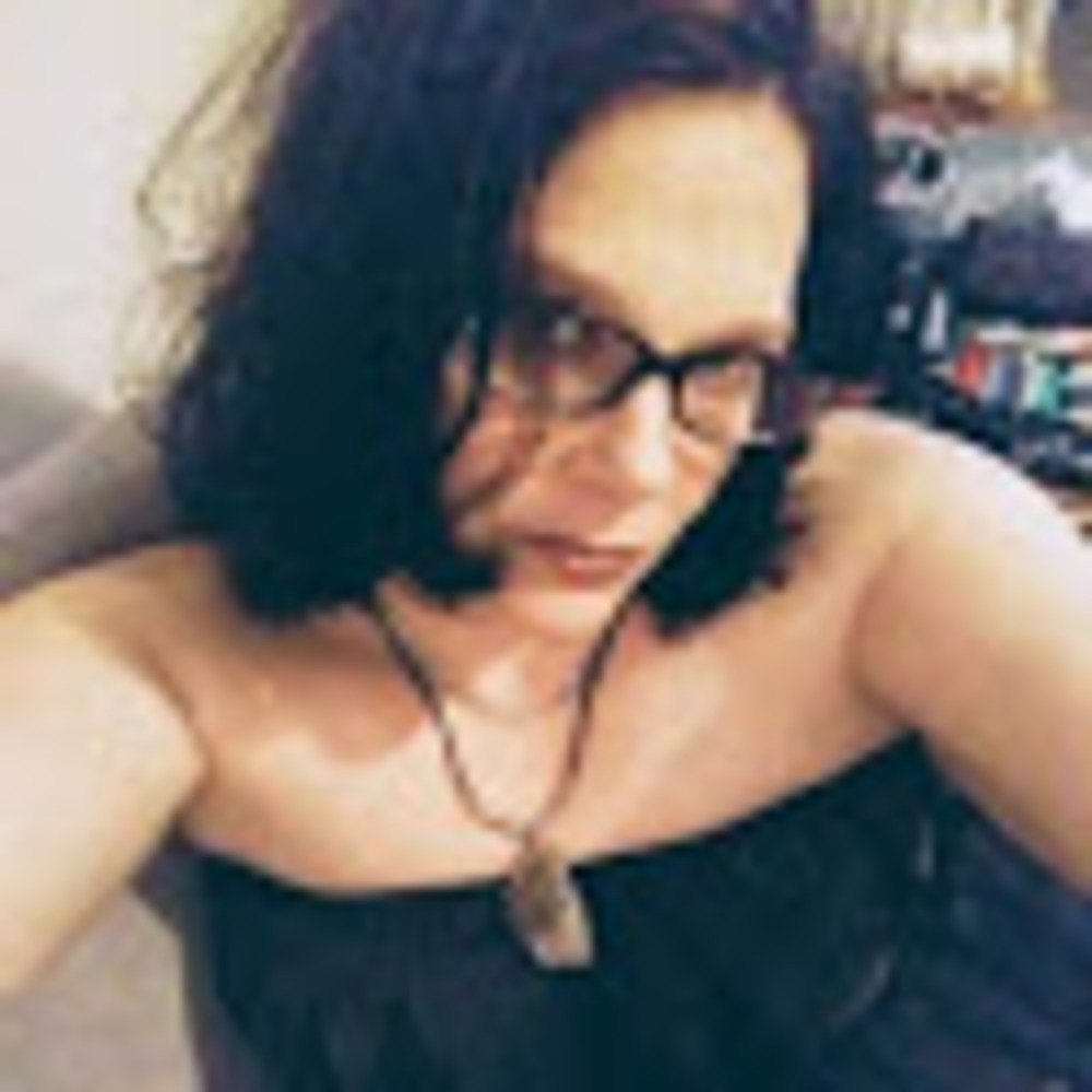 Meet your Posher, Angie